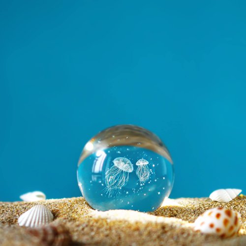HDCRYSTALGIFTS 3D Laser Engraved Jellyfish with Star Ocean -2.3inch (60mm) Crystal Decorative Ball Figurine Glass Full Sphere with Silver-Plated Stand Home Art Decoration