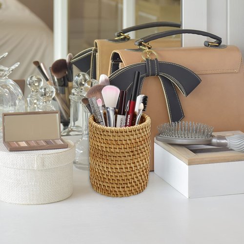 ZUDKSUY 2 Pack Rattan Pencil Holder Handmade Pen Organizer Boho Desk Accessories Pen Cup Holder Aesthetic Holder for Desk Cute