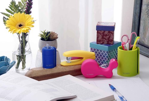Blue Desk Accessories Set – 4-Piece Chic Office Supplies Kit (Stapler, Pen Holder, Tape Dispenser, Paper Clip Holder)