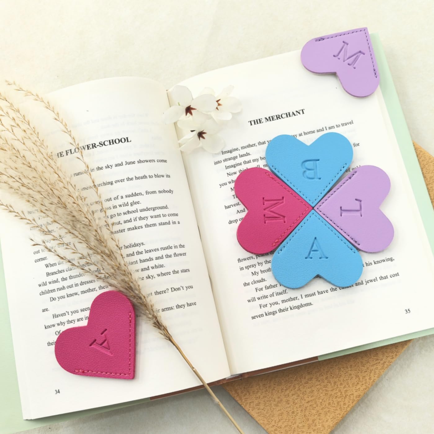 MOTEERLLU Personalized Leather Heart Bookmark with Initials, Handmade, Letter Cute Custom Corner Book Marks for Reading Women, Teachers, Students, Book Lovers, Book Accessories(Rose,F)