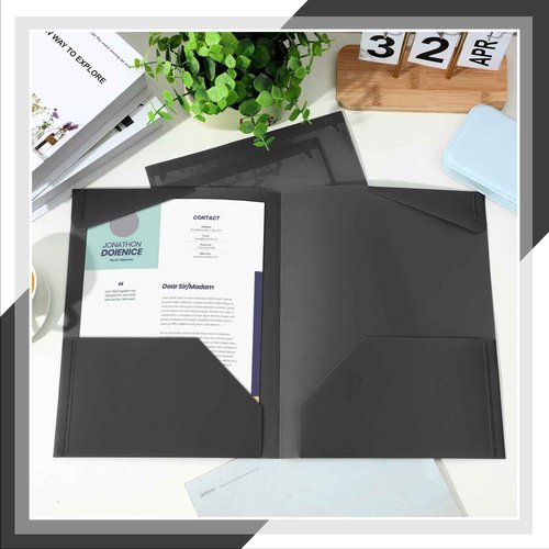 Henoyso 100 Pcs Plastic Folders with Clear Front Pockets Bulk Heavy Duty File Folders with 2 Pockets and Card Slot for Student Teacher Back to School Supplies Office Presentation (Black)
