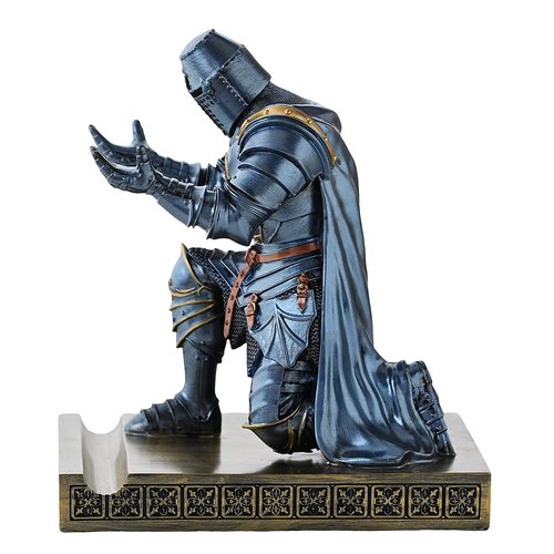 NCQIXIAO Medieval Templar Vanguard Officer Knight Pen Holder Pen Stand Desk Organizers and Accessories Resin Mobile Phone Stand as Gift for Office and Home Desk Organizer (Blue)