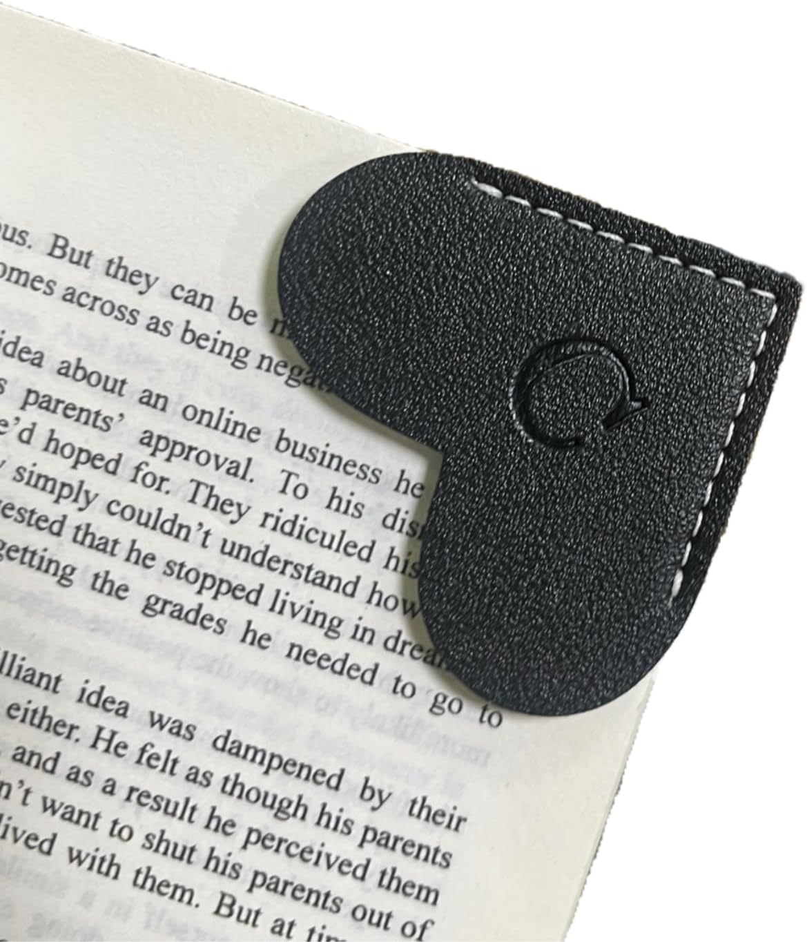 Skiennix Personalized Leather Bookmarks - Unique Heart Design for Book Lovers | Black, Size C