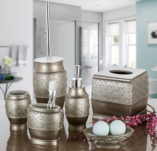Creative Scents Dublin Silver Small Bathroom Trash Can with Lid 1.26 Gal / 4.8L - Brushed Silver Garbage Can - Decorative Waste Basket for Bathroom Decor - Durable Wastebasket for Paper/Diaper