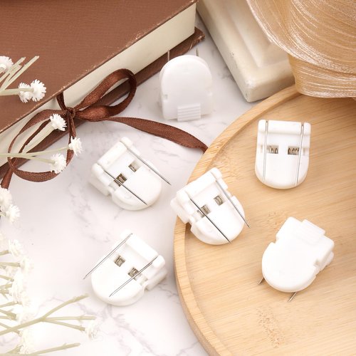 Gosknor 24pcs Cubicle Clips, Fabric Panel Wall Clips Plastic Cubicle Pins Hooks Accessories for Hanging Pictures Photo Frame Office Notes Memos Messages (White)