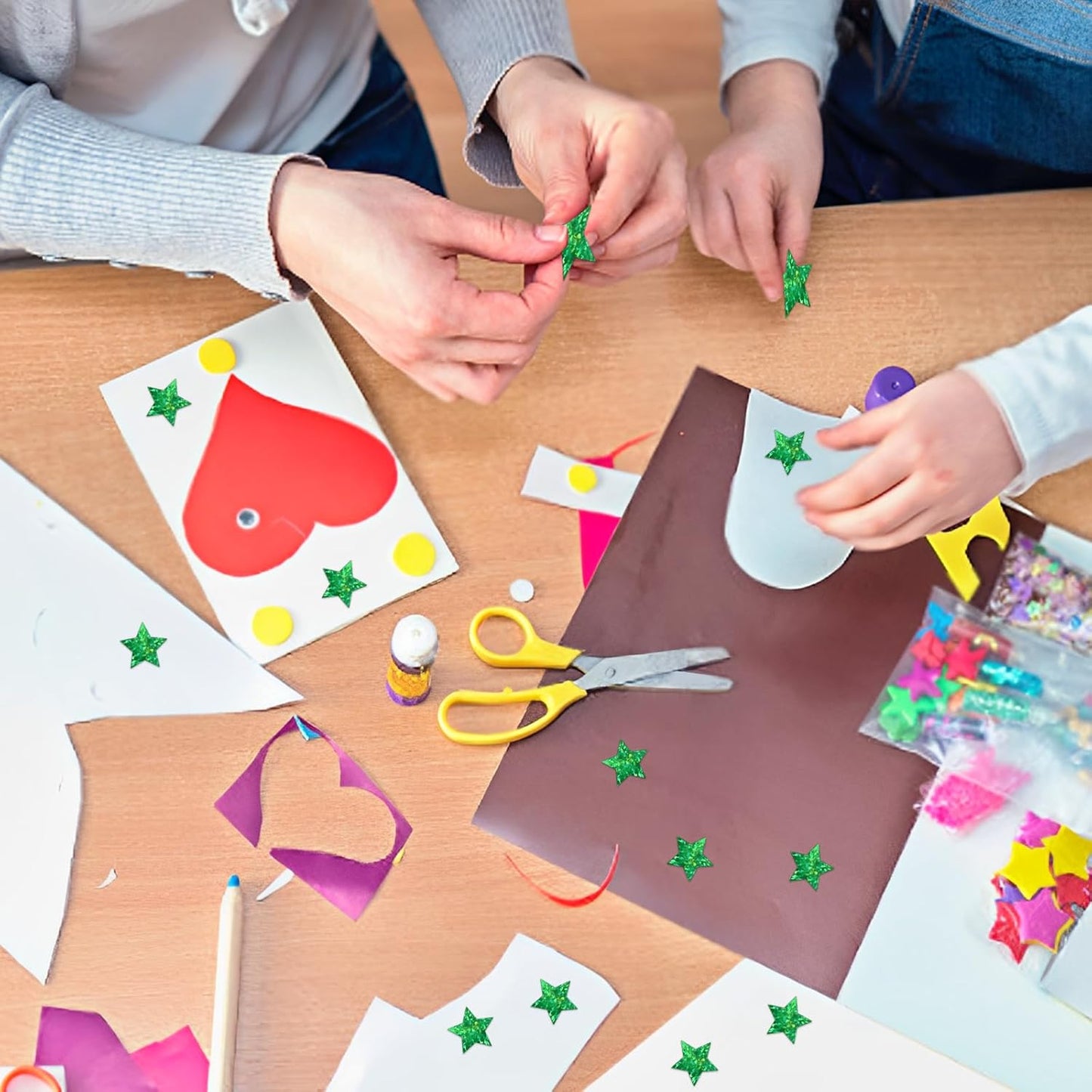 Skiennix Holographic Green Star Stickers - 500 PCS Self-Adhesive Glitter Foil for Kids' Reward Charts