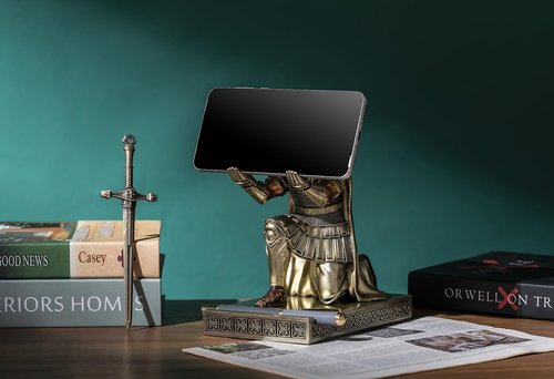 HDMbigmi Centurion Cloak Warrior Knight Pen Holder Mobile Phone Stand Desk Organizers and Accessories as Gift for Office and Home (Bronze)