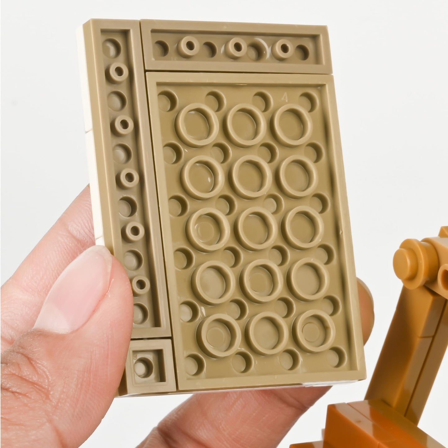 LUXEBLOCKS Mona Lisa-Inspired Art Building Set - 311PCS Bricks Artistic 3D Sculpture Kit with Customisable Stickers, Advanced Display Model for Home & Office - Creative Gift for Adult Art Enthusiasts