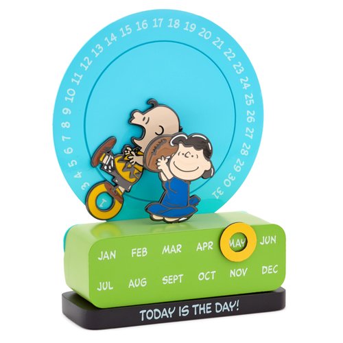 Hallmark Peanuts Magnetic Perpetual Calendar (Charlie Brown and Lucy) Gift for Boss, Grads, Fans