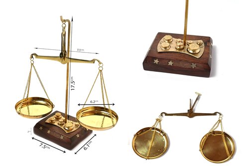 MAANVISH Old Traditional Goldsmith Weight (tarazu) showpiece Brass Weighing Scale Balance Justice Law Scale Decoration Nautical Home Decor Scale Small Brass Weight Scale