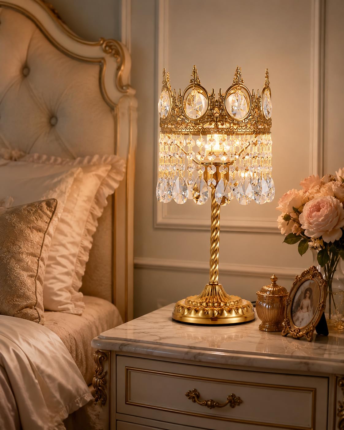 AuroraSpher 17" Gold Crystal Table Lamp for Bedroom, Cute Crown Shape Bedside Lamp for Nightstand, Modern Farmhouse Plug in Desk Lamp for Living Room, Home Office, Home Decor