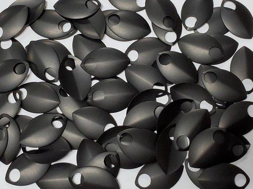 Chainmail Joe Premium Anodized Aluminum Scales - Large Black (100 Count) for Durable Crafting