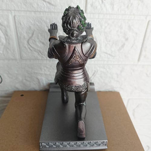 AMJUDOT Desk Kneeling Pen Holder Phone Holder Organizer Holder for Desk Goddess Statue Cool Desk Ornaments Personalized Desk Accessories Decor Home Office (Silver)