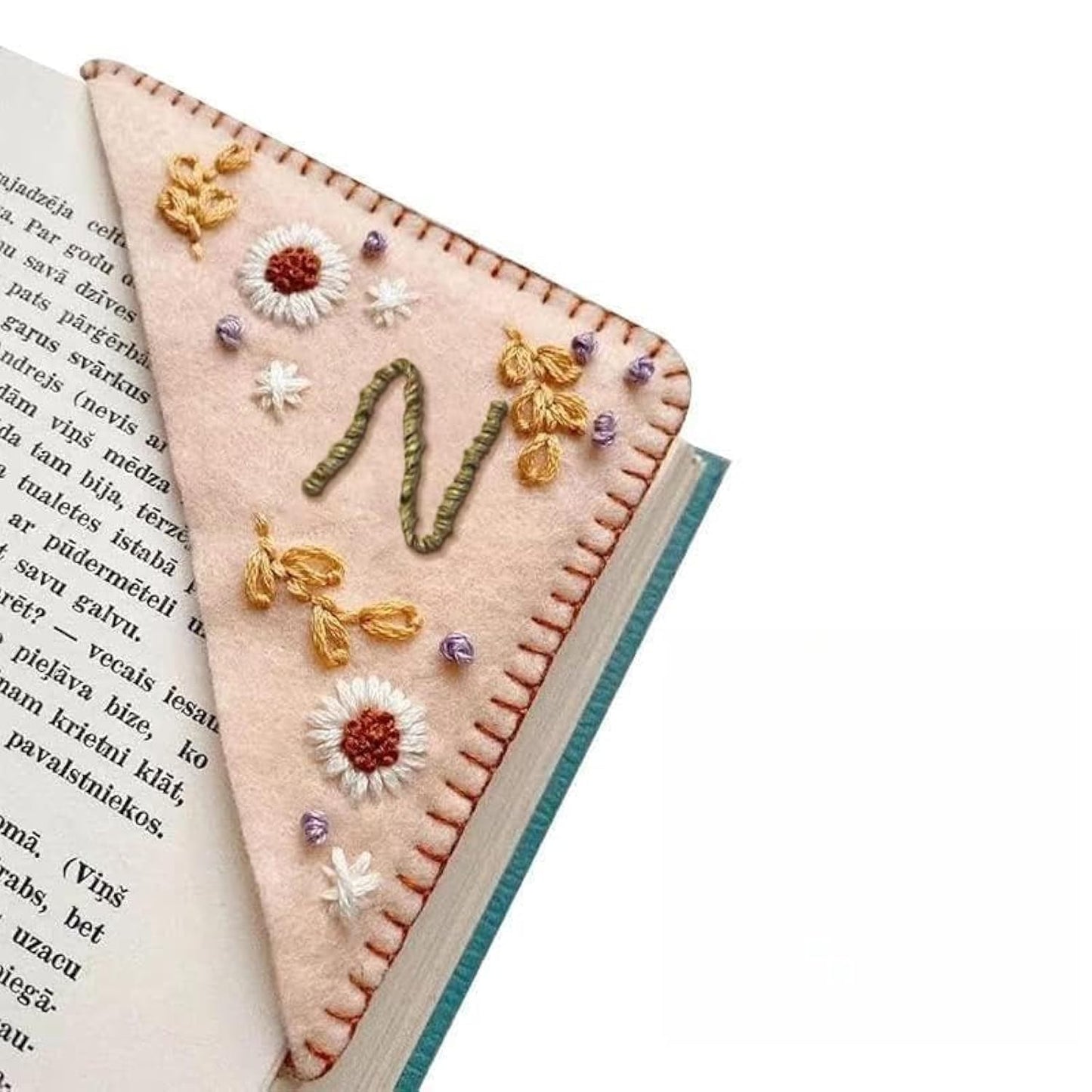 MOTEERLLU Personalized Hand Embroidered Corner Bookmark with A-Z Initial, Cute Book Markers for Reading Women, Book Lovers Gifts for Friends Mom & Teachers, 3.74"(Spring-n)
