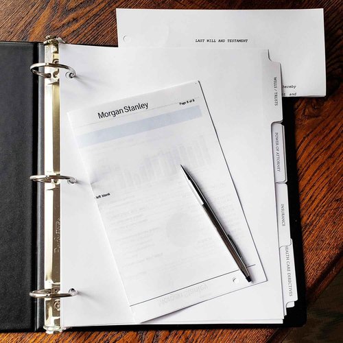 Estate Planning Portfolio 3-Ring Binders – Leather Like Feel with Gold Debossed Title. Dividers and Sheet Protectors Included (Estate Planning Portfolio, Green, 2" Capacity)