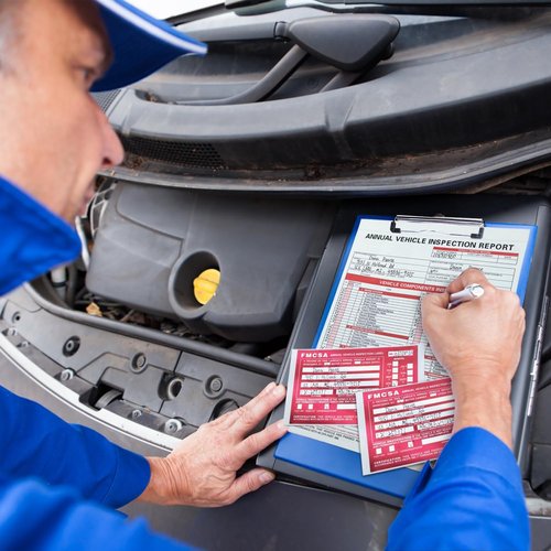 Annual Vehicle Inspection Report Forms 5 Pack with Red FMCSA Labels Aluminum, 3-Ply Carbonless Form Driver Vehicle Inspection Report Book Vehicle Dot Inspection Form and Label Stickers