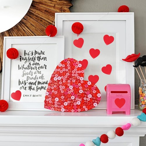 Skiennix 500Pcs Red Heart Stickers - Self-Adhesive Valentine's Day Love Labels for Crafting & Gifts
