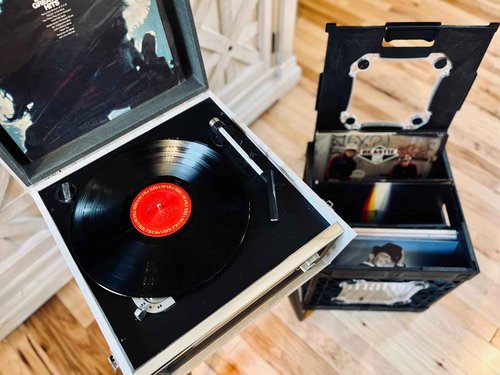 UbeCube CrateVinyl - Vinyl Record Storage Crate Modular Storage Cube for LP Albums with Divider and 2 Clear Panels (Black crate - Smoke panels)