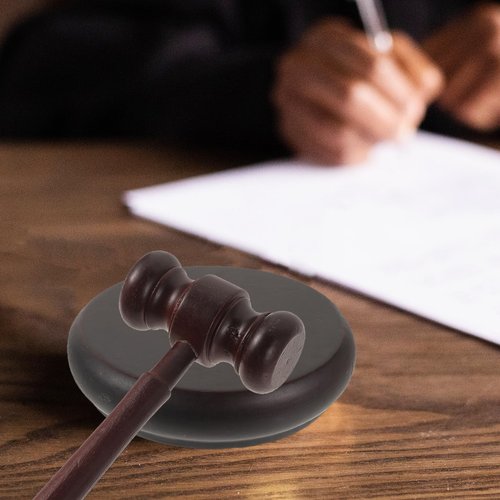 1 Set Judge Hammer Gavel Sound Block Judge Costume Accessories Law Gavel Judge Gavel and Block Judge Auction Hammer Court Gavel Law Graduate Wood Decorations Child Cosplay