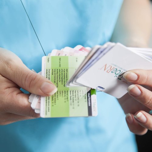 Badge Guru Medical Flash Cards - 11 Essential Reference Cards for Nurses, Doctors & EMTs | ICU/ER