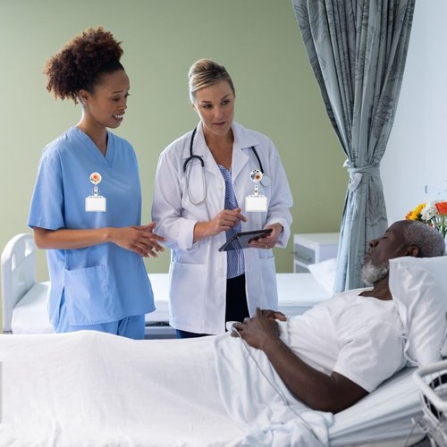 3 Pcs Flower Badge Reel Convenient Nurse Badge Reels Retractable with Key Ring Badge Holder Dried Floral Resin ID Badge Clip for Teacher Nurse Doctor Worker (Round)