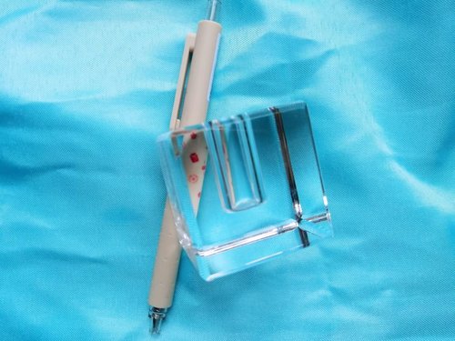SANDECO Glass Pen Holder Honeycomb Desk Accessory Fountain Pen Office Supplies Party & Gift Idea Home Decor (SQUARE)