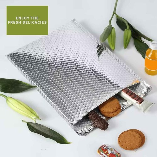 QIQIDAI Thermal Bubble Mailer 8 x 11 Inch, Self Seal Cool Bubble Mailers 25 Pack,Insulated Bubble Mailers for Cold Shipping,Foil Mailing Envelopes,Silver Insulated Shipping Bags for Food,Cosmetics