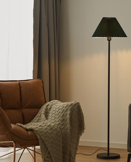 Modern Elegant Black Pole Floor Lamp Simple Design Tall Lamp with Dark Green Shade Standing Lamp with LED Bulb for Living Room and Bedroom