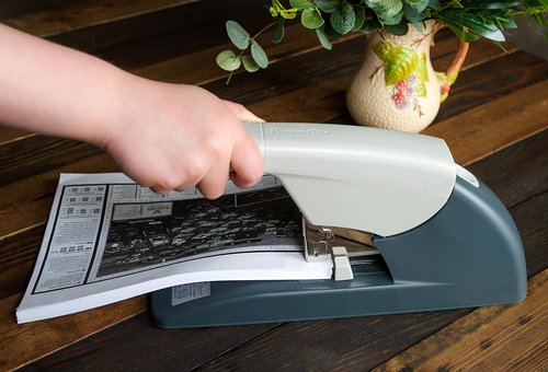 PowerForce 175 Heavy Duty Flat Clinch Stapler - Staples 20 to 175 Sheets | Includes 400 Staples & Remover