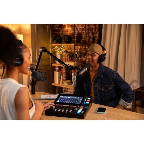 Mackie DLZ Creator Adaptive Digital Mixer for Podcasting, Content Creation and Streaming with 3x Rode Podmic, StreamEye BOOMARM1, Monitoring Headphones and Essential Accessories