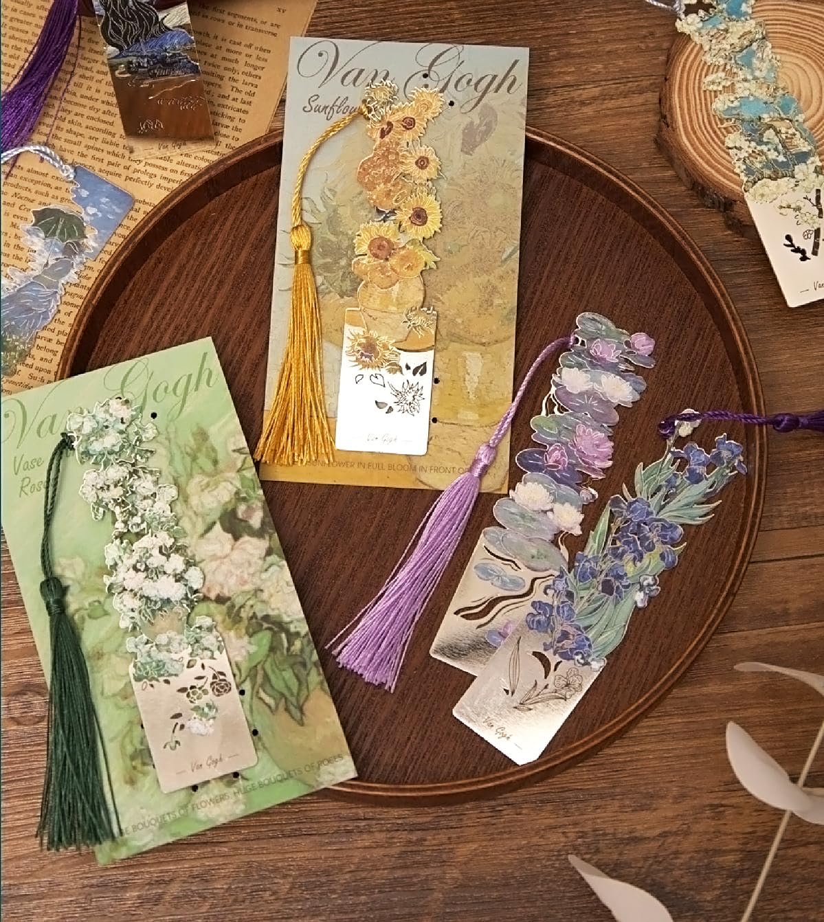 Van Gogh | 4 Pcs Metal Bookmarks with Tassel - Artistic Hollow Design for Book Lovers & Readers