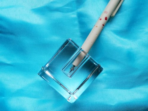 SANDECO Glass Pen Holder Honeycomb Desk Accessory Fountain Pen Office Supplies Party & Gift Idea Home Decor (SQUARE)