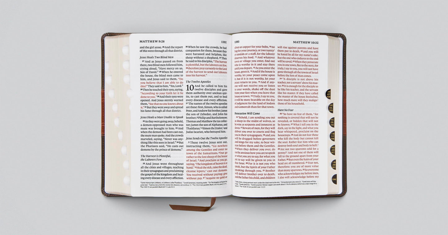 ESV Giant Print Personal Size Bible, Red Letter, Thumb Indexed (TruTone, Forest/Tan, Trail Design): Holy Bible, English Standard Version