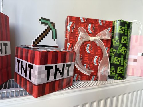 Pixel Style Money Box for Cash Gift - Birthday Money Pull Box for Cash Gift for Boys Girls Video Game Party Favors Fun Birthday Graduation Gift Surprise Money Gift Boxes for Cash Pop Up
