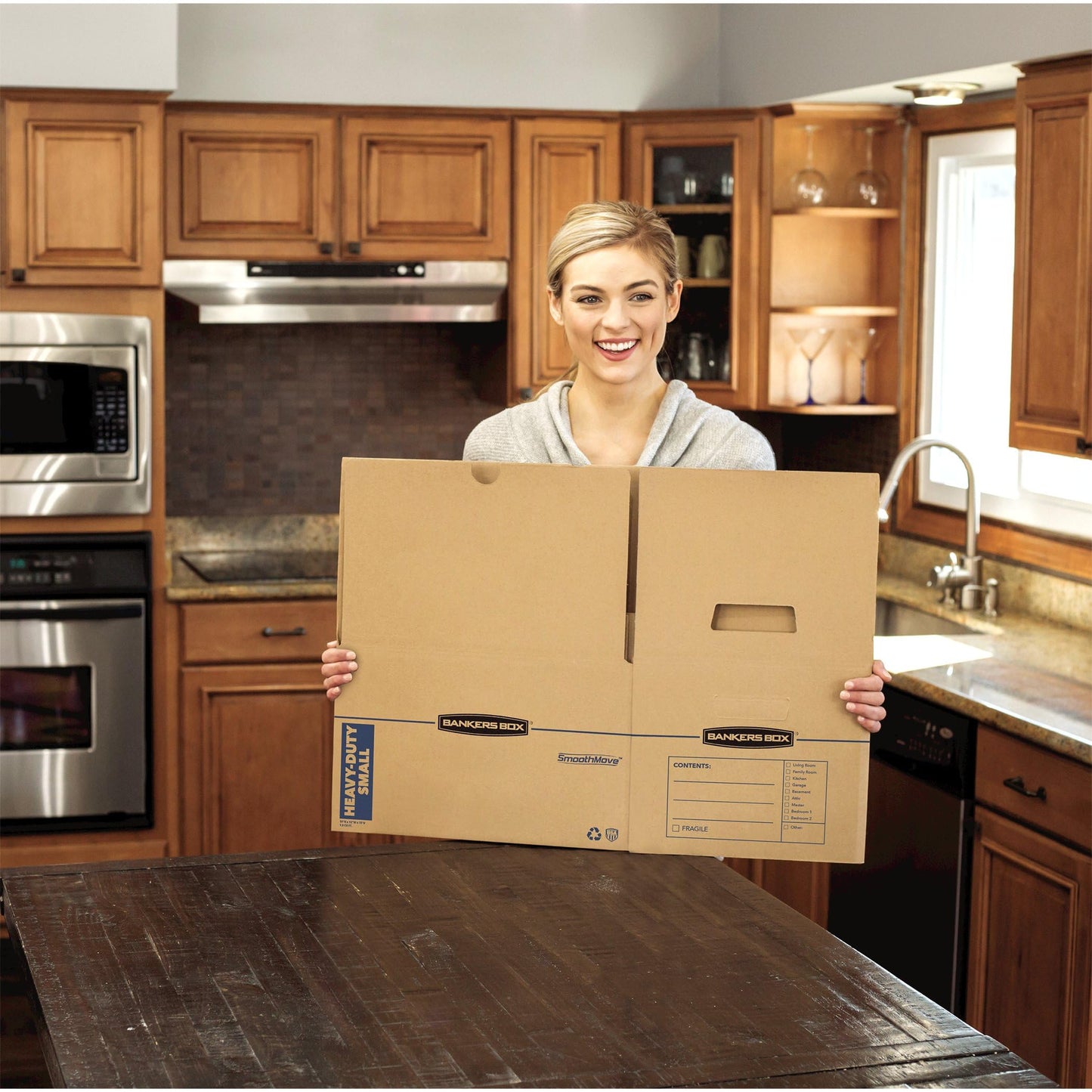 Bankers Box Small Heavy Duty Moving Box 8 Pack, Reinforced Handles, Tape-Free Assembly, Box with Lid, 15-in x 12-in x 10-in (7710201)