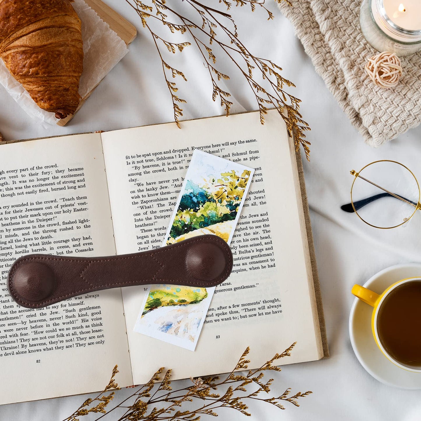 Weighted Bookmark - Leather Book Page Weight Book Weights Holder for Hands-Free Reading Paper Weights for Cookbooks Crafts Music Books Appreciation Bookmark (01Coffee)