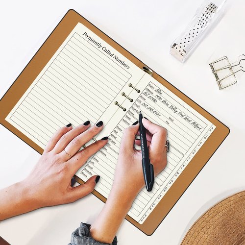 suituts Refillable Address Book with Alphabetical Tabs, 600 Entry Spaces Large Print Contact Address/Phone Books, PU Leather Hardcover A5 6 Ring Address Book Binder for Senior Home Office
