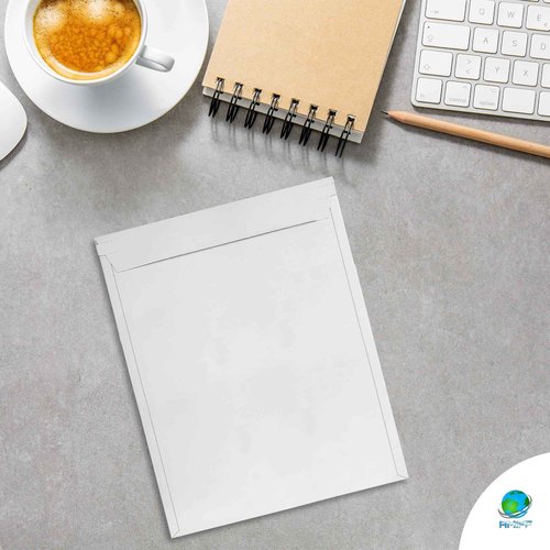 AMZ White Rigid Mailers, 17 x 21 Inches. Pack of 10 Paperboard Photo Mailers Rigid. 550 GSM Self Seal Rigid Mailer. No Bend Shipping Envelopes Rigid. Stay Flat Mailers. Paperboard Envelopes