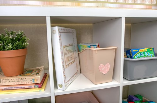Teacher Created Resources Light Brown Plastic Book Bin 6-Pack (TCR2088751)