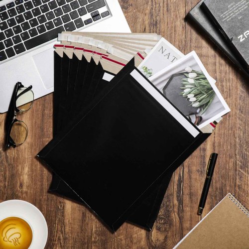 Fainne 150 Pack Rigid Mailers 9.25 x 11.8 Inches, Resealable Photo Document Mailers Cardboard Flat Envelopes for Shipping Photos, Pictures, Papers, Files, Cd, Magazines, Comic Books (Black)