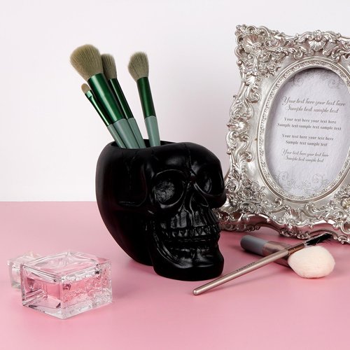 Black Skull Makeup Brush Holder, Skull Head Pen and Pencil Holder, Goth Skull Decor Desktop Organizer for Office Vanity Dresser Bathroom
