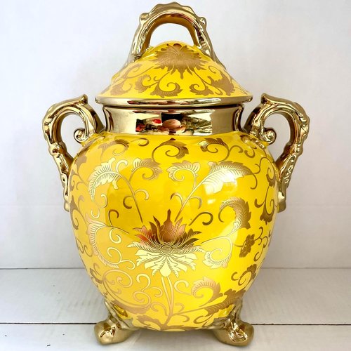 Ochun | Yellow Tureen with Golden Accents - Elegant Design for Serving and Display