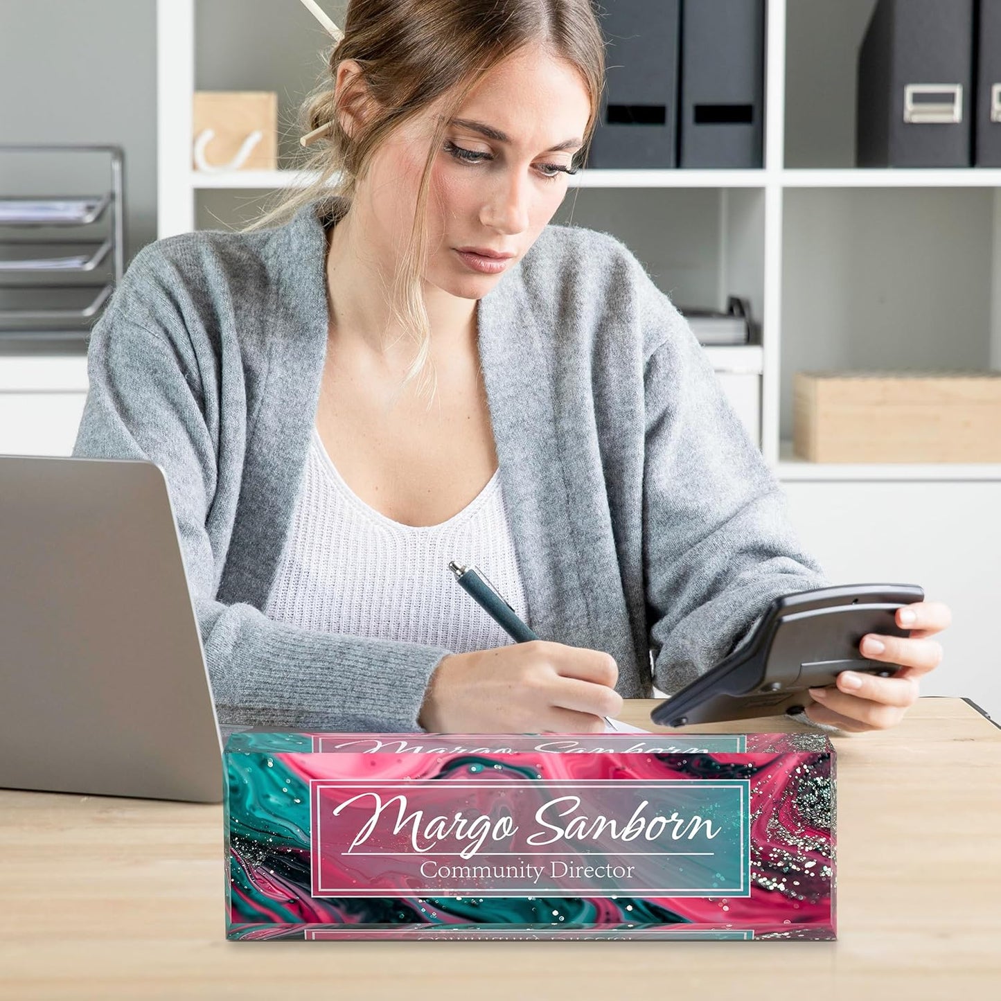 Skiennix Personalized Name Plate - Custom Acrylic Desk Accessory | Ideal Office Gift for Coworkers & Teachers