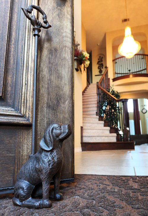 LuLu Decor, Cast Iron Decorative Dog Door Stopper with Rod, 5 lbs