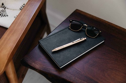 Everyman Grafton Full Click Refillable 0.7mm Gel Ink Pen, Gold | Sleek Anodized Aluminum EDC Pen with Deep Grooved Grip | Smooth Writing Pocket Pen for Office, Travel, Gifting & Daily Use
