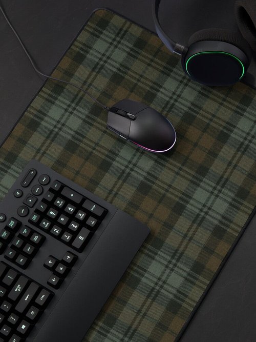 Black Tartan Mouse Pad – Weathered Scottish Design | Durable & Stylish
