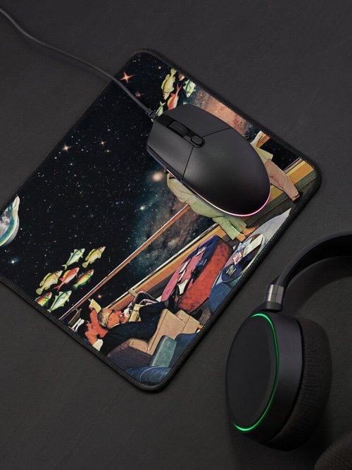 Look There Mouse Pad | Stylish Design | Perfect for Home or Office Use