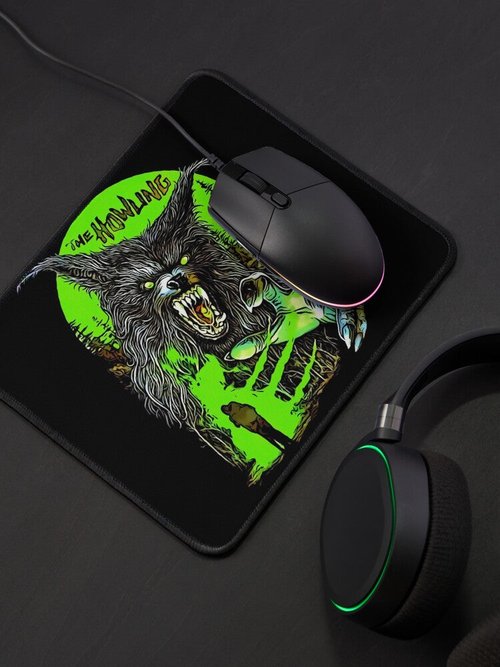 Howling Mouse Pad | Durable & Stylish Design for Gamers