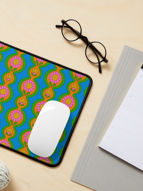 Blue Flower Chain Pattern Mouse Pad | Stylish & Durable Design